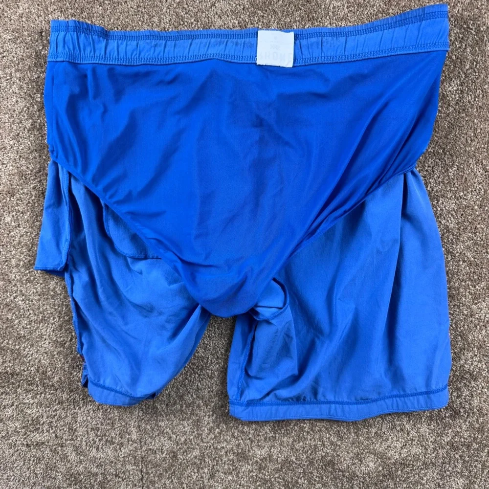 Rhone‎ Mens Blue Striped Graphic Swim Trunks Mesh Liner Zip Pockets Size Medium